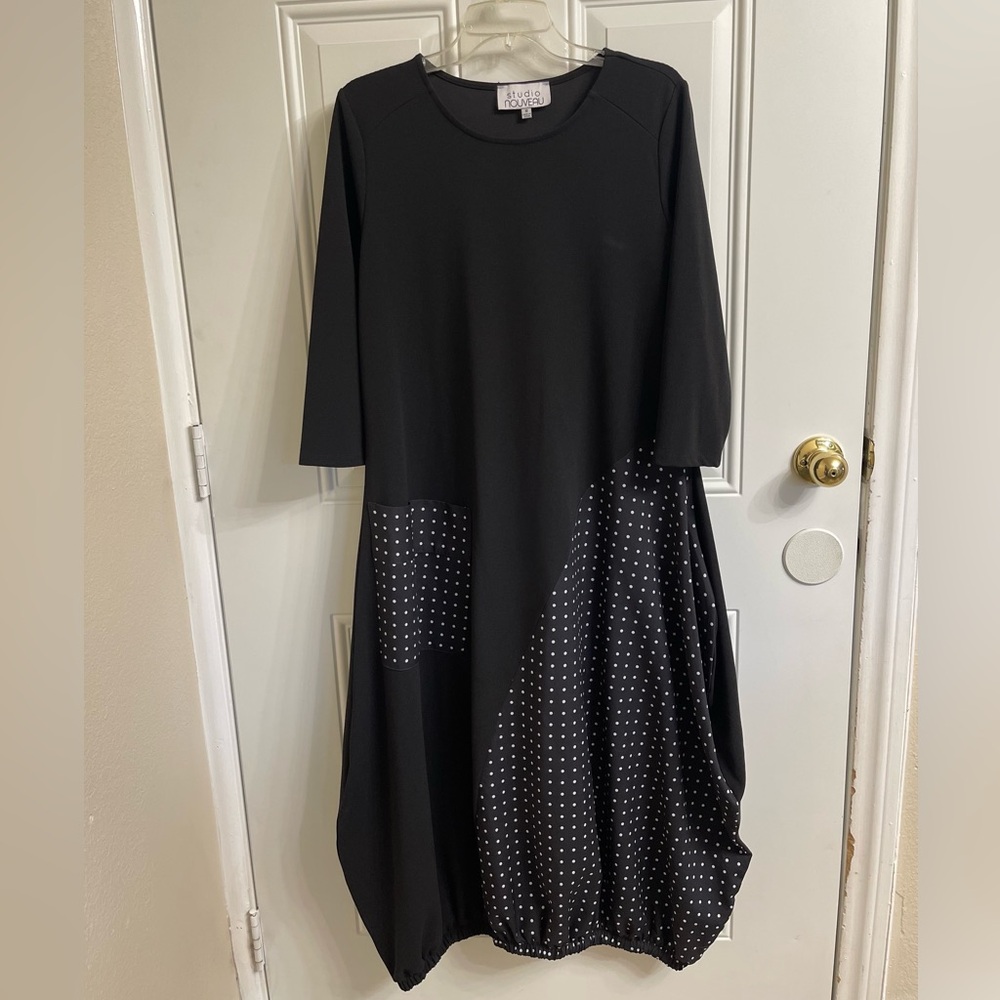 Chic Black and White Polka Dot Long Sleeve Dress - Tulip/Gathered Hem Sz M
